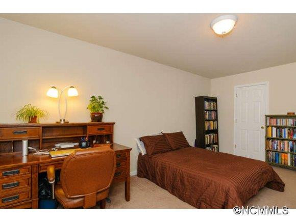 63 Lanceford Circle - Photo 11