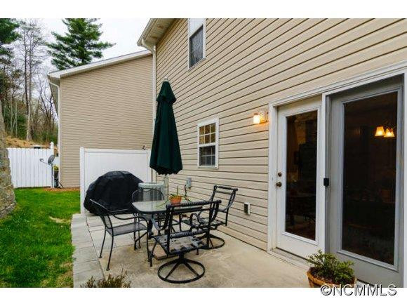63 Lanceford Circle - Photo 17