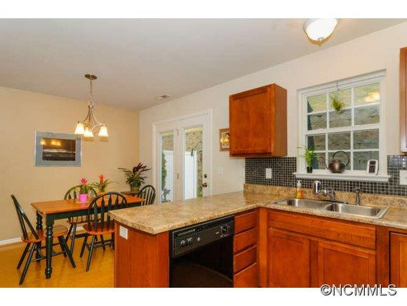 63 Lanceford Circle - Photo 5