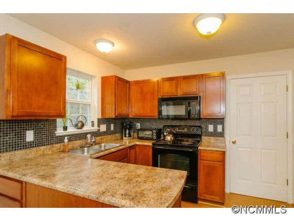 63 Lanceford Circle - Photo 6
