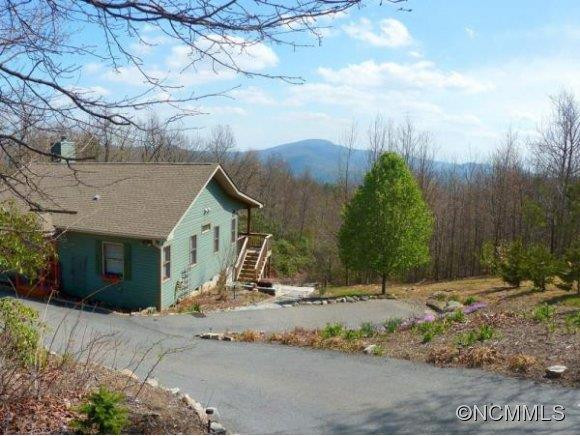 27 AUTUMN VIEW DRIVE - Photo 2