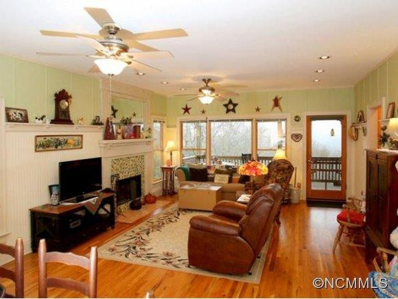 27 AUTUMN VIEW DRIVE - Photo 3