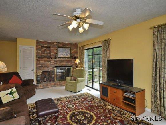 207 MERRIWOOD LANE - Photo 4