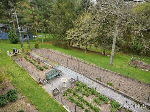 207 MERRIWOOD LANE - Photo 7