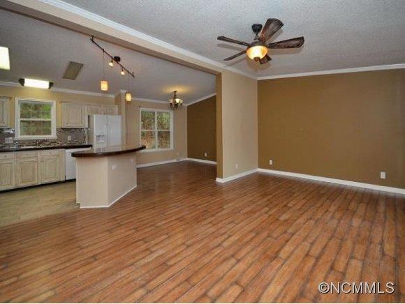 508 LAFAYETTE AVE - Photo 5
