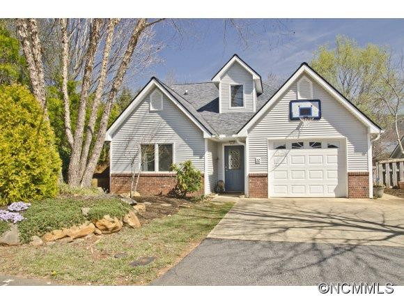 32 Caton Place