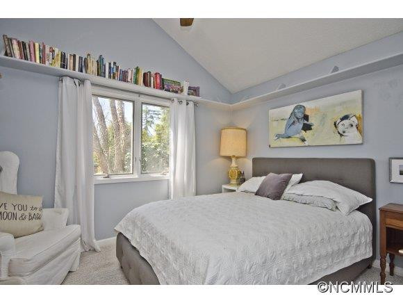 32 Caton Place - Photo 12