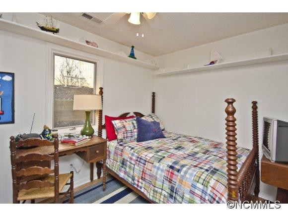 32 Caton Place - Photo 14