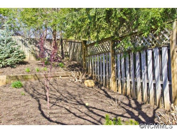 32 Caton Place - Photo 24