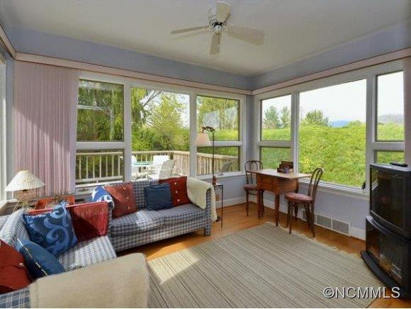 145 CAMBRIDGE - Photo 10