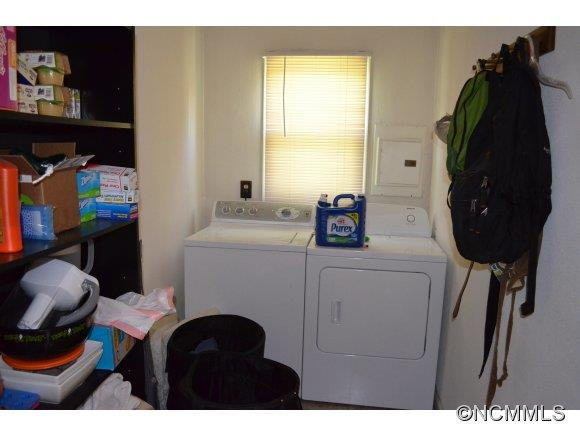 127 Jolly Road - Photo 14