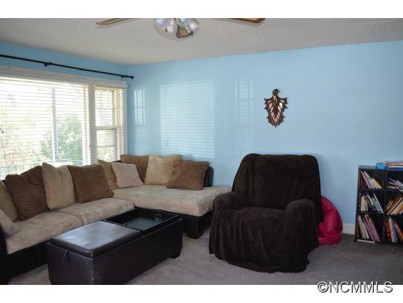 127 Jolly Road - Photo 8