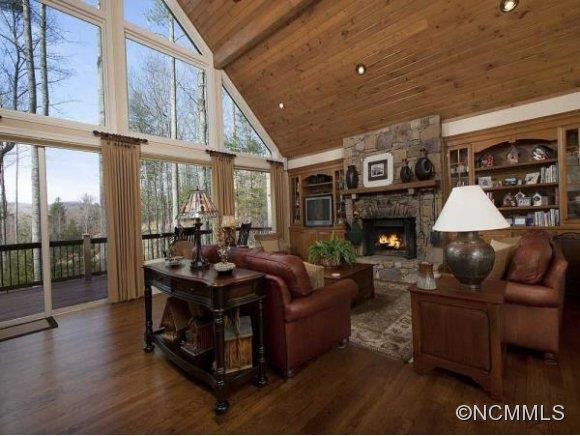 201 CLARIDGE WAY - Photo 2