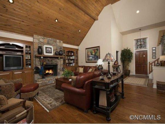 201 CLARIDGE WAY - Photo 4