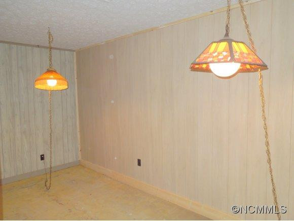 136 Bishop Lane - Photo 13