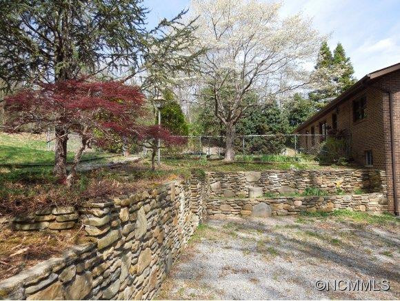 136 Bishop Lane - Photo 19