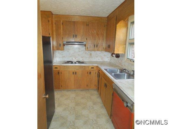 136 Bishop Lane - Photo 4