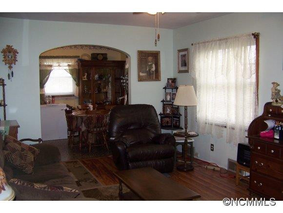 13 Messer Road - Photo 13