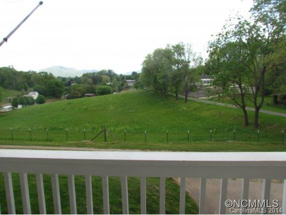 13 Messer Road - Photo 3