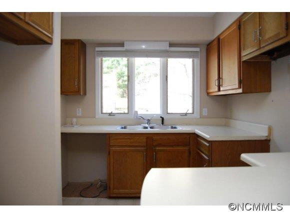 441 Britton Creek Dr - Photo 3