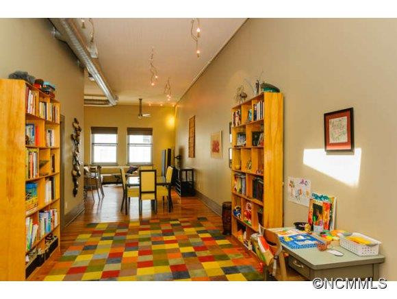 52 Biltmore Avenue, Unit #400 - Photo 8