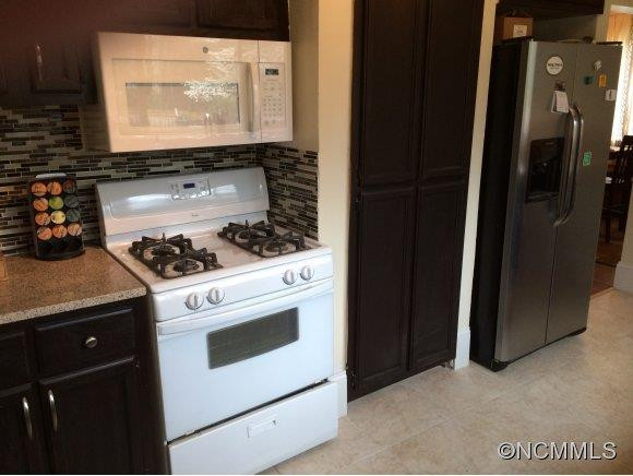 213 Spring Street - Photo 3