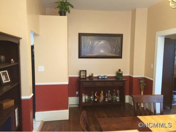 213 Spring Street - Photo 5