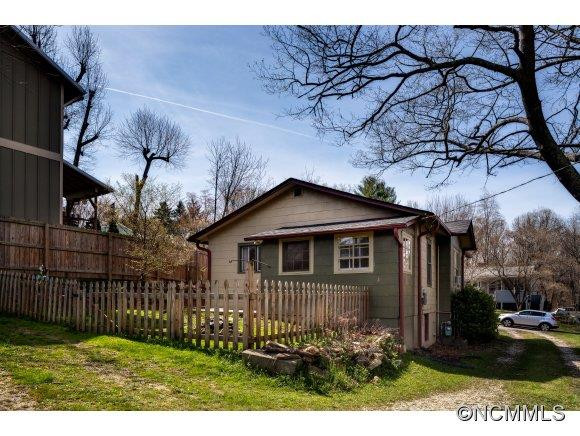 57 Russell Street - Photo 2