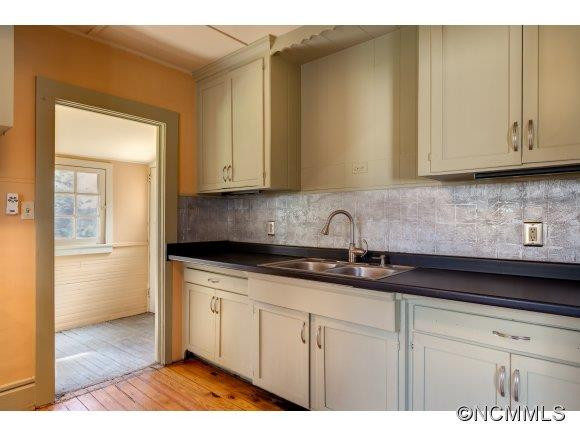 57 Russell Street - Photo 15