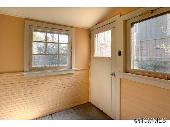 57 Russell Street - Photo 18