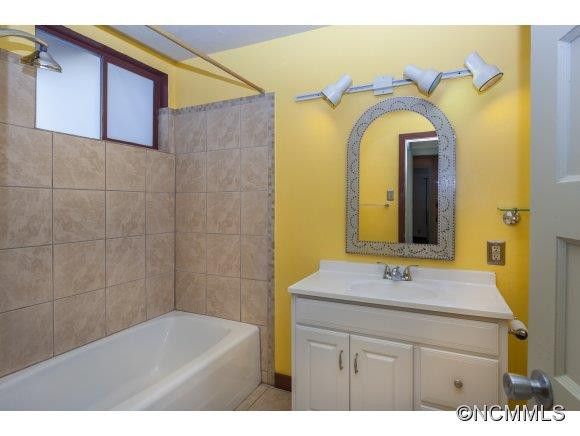 57 Russell Street - Photo 10