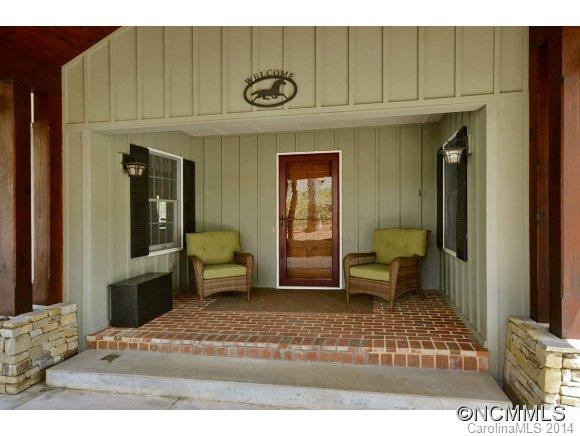 1229 Golden Road - Photo 3