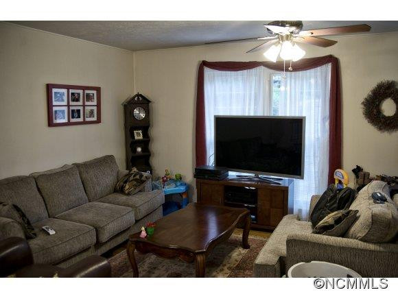 3 Kimberly Lane - Photo 4
