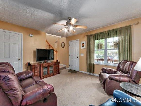 18 BRIDGESTONE RD - Photo 3