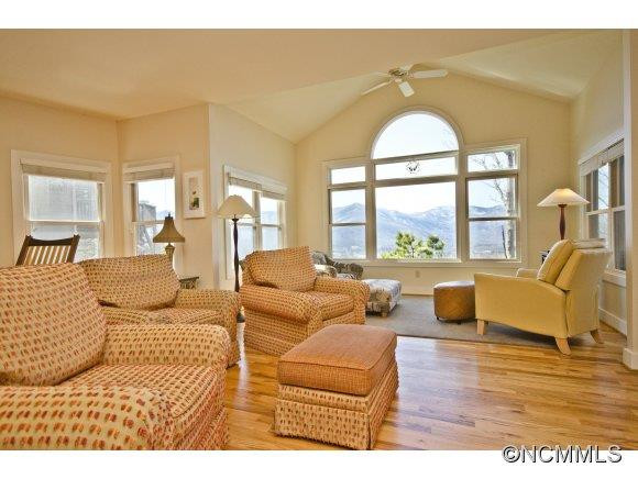 18 Red Plum Lane - Photo 2