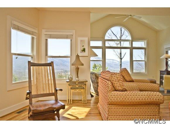 18 Red Plum Lane - Photo 4