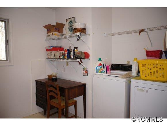 18 Laurel Hill Drive - Photo 15