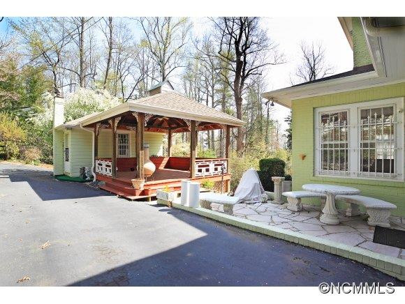 135 Woodbyne Lane - Photo 15