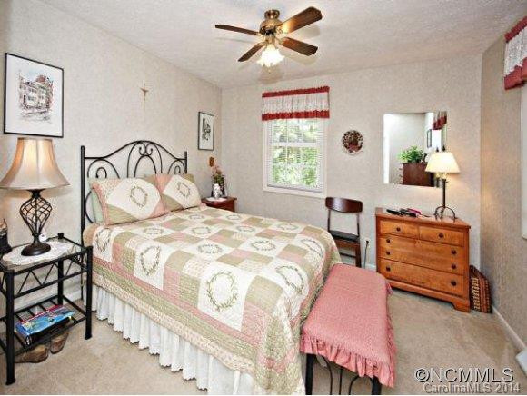 223 FAIRWAY HILLS DRIVE - Photo 12