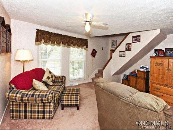 223 FAIRWAY HILLS DRIVE - Photo 14