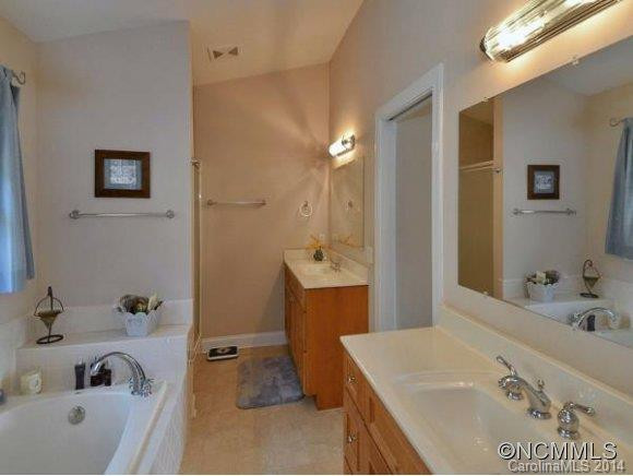 25 HUNTINGTON CHASE DRIVE - Photo 13