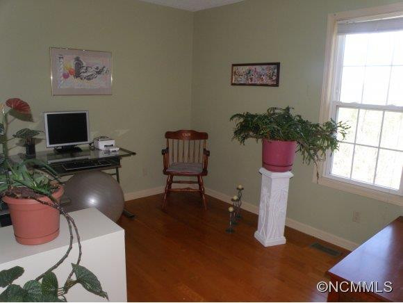 17 England Valley Rd - Photo 3