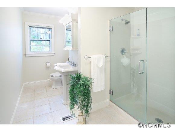 113 Laurelhurst - Photo 8