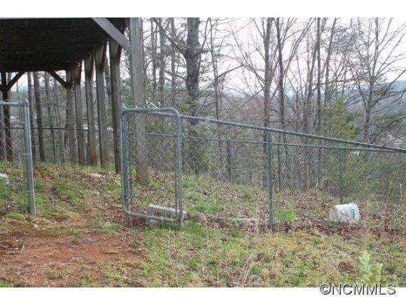 240 East Ridge - Photo 23
