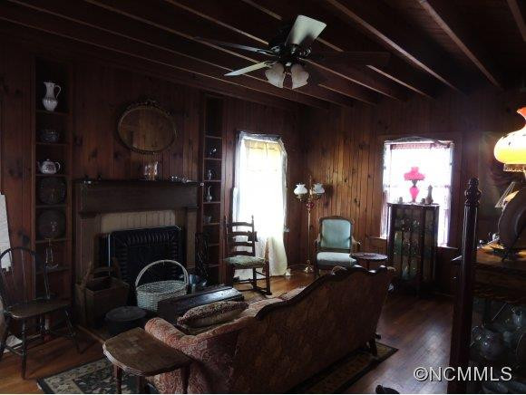 572 Pattys Chapel Road - Photo 3
