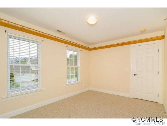 54 Pinerose Drive - Photo 15