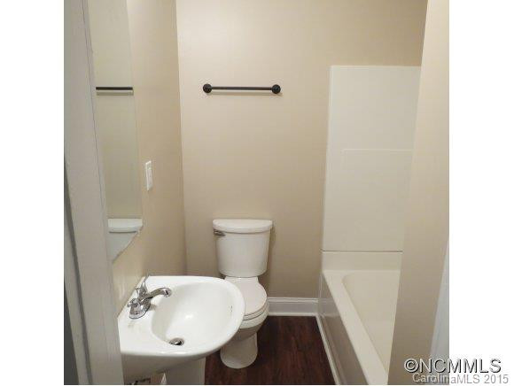 22 Short Sluder - Photo 10