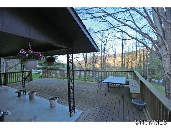 54 Quinlan Drive - Photo 2