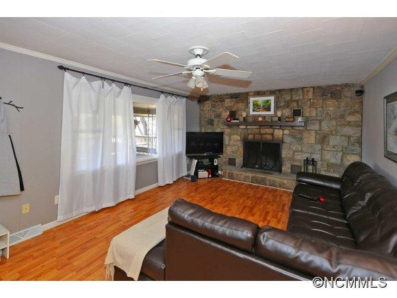 54 Quinlan Drive - Photo 4