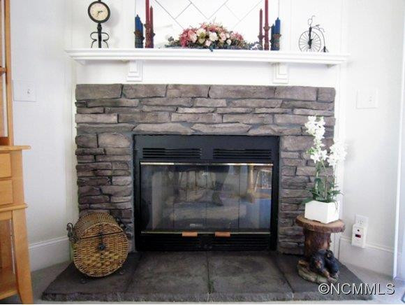 36 East Ponder Way - Photo 4